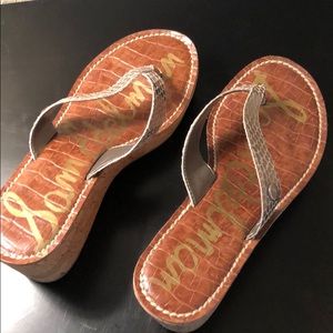 Sam Edelman Romy Wedge  Gold Flip flops 6.5